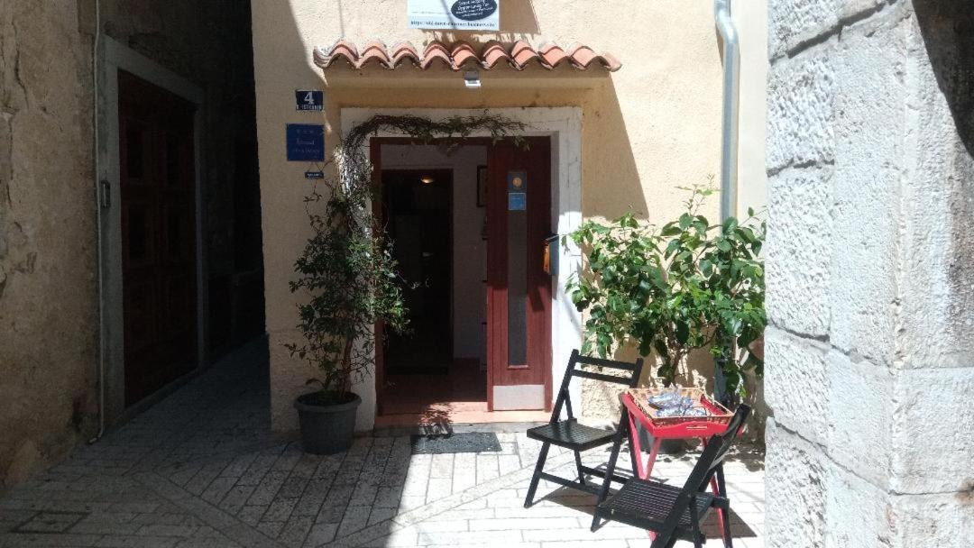 Old Town Charmer Πόρετς Εξωτερικό φωτογραφία
